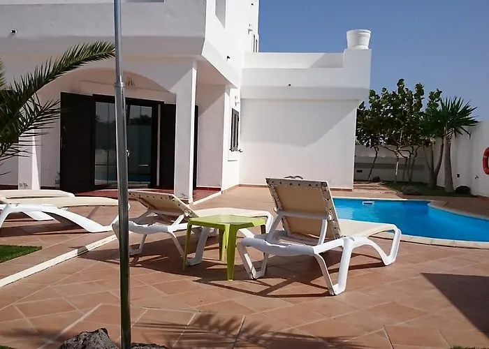 Real Oliva Villa *