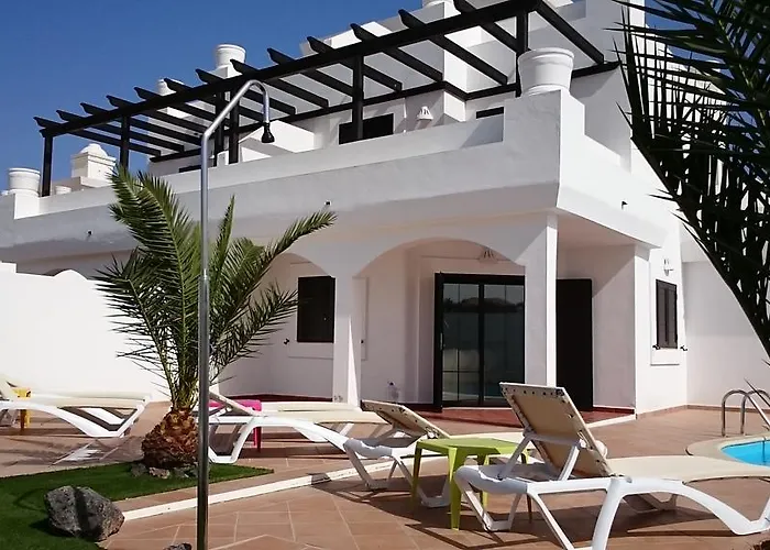 Real Oliva Βίλα *